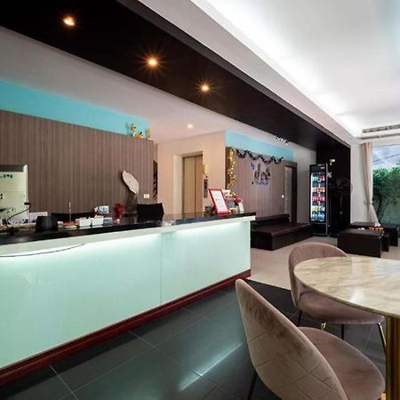 By Dee @Jomtien Hotel Pattaya Exterior photo